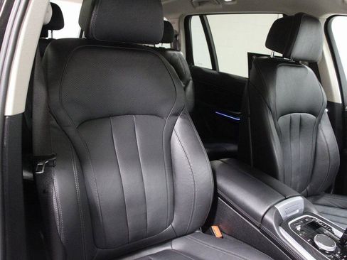 Certified 2022 BMW X7 xDrive40i w/ Premium Package image 19