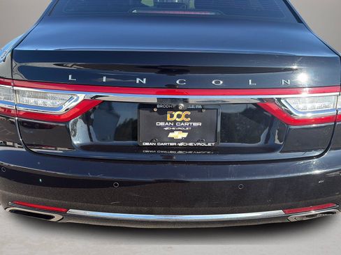 Used 2017 Lincoln Continental Select w/ Climate Package AWD/4WD image 46