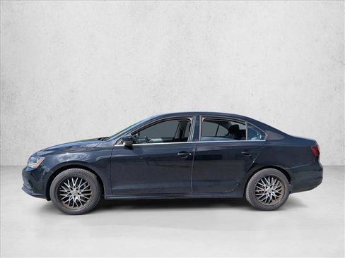 Used 2017 Volkswagen Jetta S FWD image 2