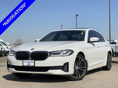 Used 2022 BMW 530i image 2