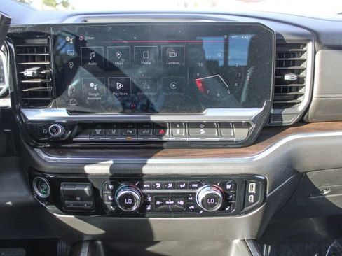 Used 2024 GMC Sierra 3500 SLT image 22