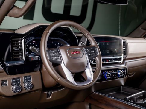 Used 2025 GMC Sierra 2500 SLT w/ SLT Premium Package AWD/4WD image 27
