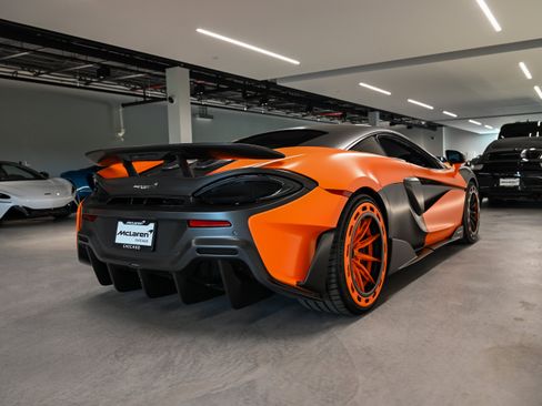 Used 2019 McLaren 600LT RWD image 23
