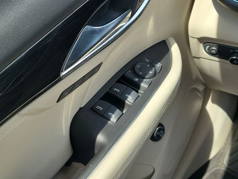 Used 2023 Buick Envision Essence AWD/4WD image 20