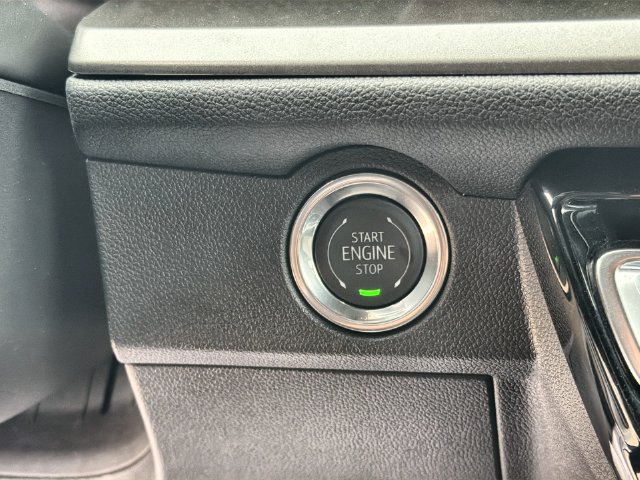 Used 2026 Chevrolet Traverse LT w/ Driver Confidence Package FWD image 16