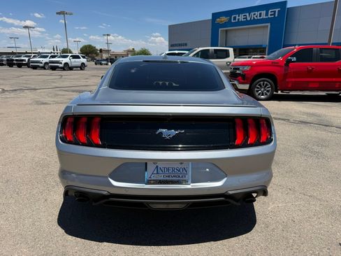 Used 2023 Ford Mustang Premium RWD image 7