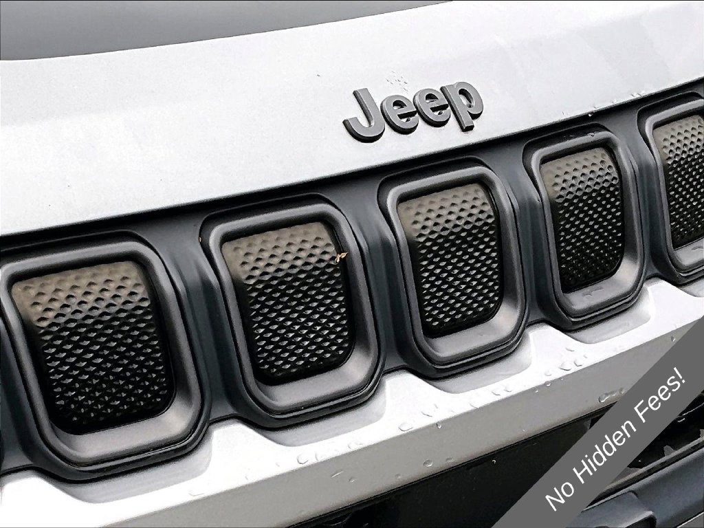 Used 2022 Jeep Compass Trailhawk w/ Trailhawk Convenience Group AWD/4WD image 20