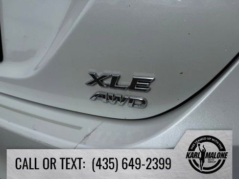 Used 2021 Toyota Camry XLE AWD/4WD image 10
