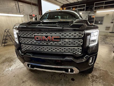 Used 2021 GMC Sierra 2500 Denali w/ Denali Ultimate Package AWD/4WD image 9