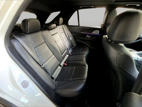 Used 2021 Mercedes-Benz GLE 350 image 30