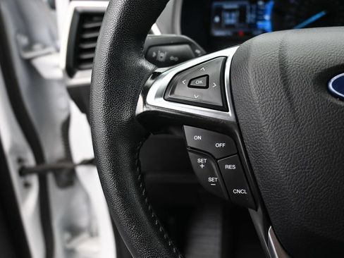 Certified 2024 Ford Edge SEL AWD/4WD image 7