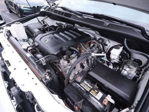 Used 2022 Toyota Sequoia TRD Sport AWD/4WD image 59