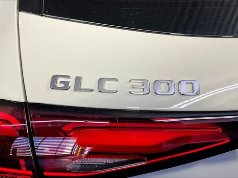 New 2026 Mercedes-Benz GLC 300 4MATIC image 6