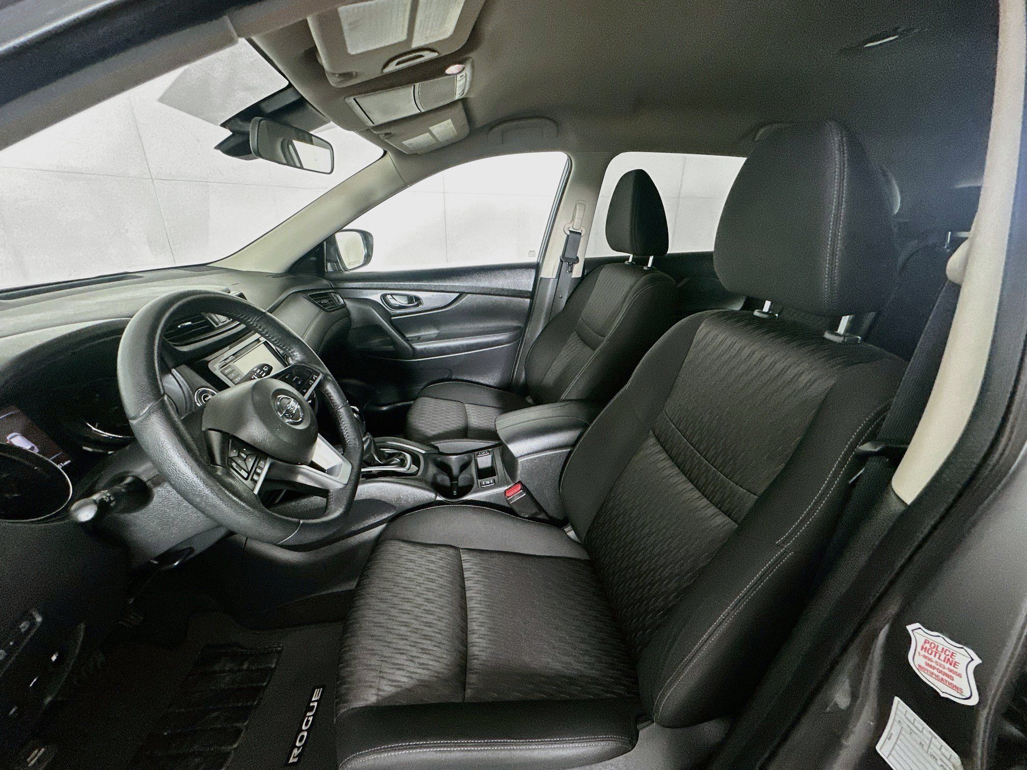 Used 2019 Nissan Rogue SV FWD image 13