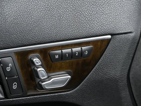 Used 2014 Mercedes-Benz E 550 Cabriolet image 16