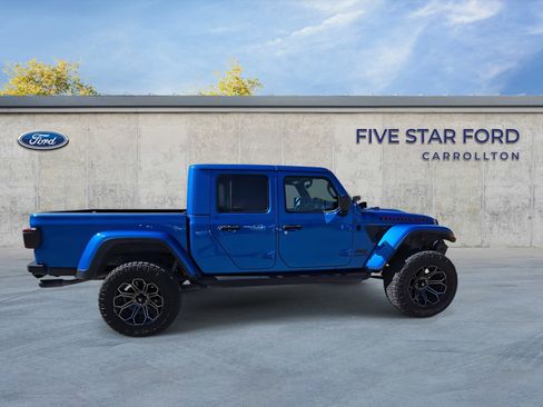 Used 2020 Jeep Gladiator Rubicon image 9