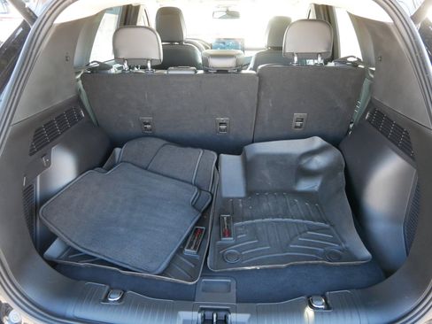 Used 2023 Ford Escape Platinum AWD/4WD image 18