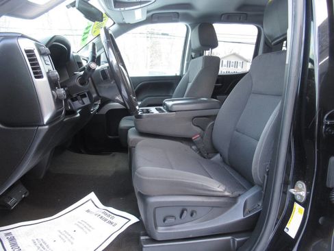 Used 2018 Chevrolet Silverado 2500 LT w/ LT Convenience Package image 21