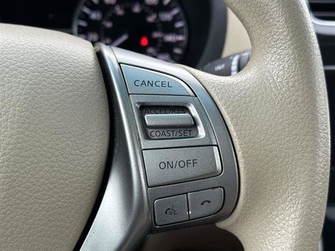 Used 2014 Nissan Altima 2.5 S w/ Display Audio Package image 14