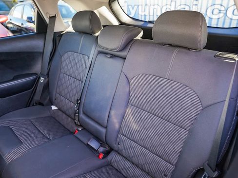 Used 2021 Kia Niro LXS image 18