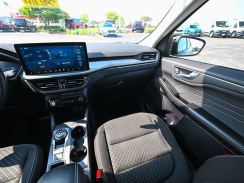 Used 2023 Ford Escape Active w/ Tech Pack #2 AWD/4WD image 33
