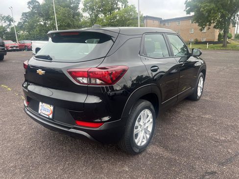 Used 2023 Chevrolet TrailBlazer LS FWD image 7