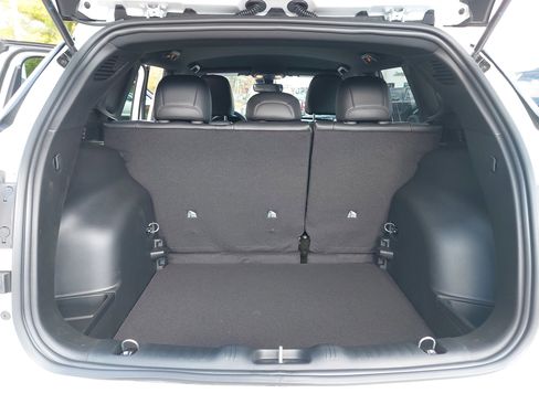 New 2026 Jeep Compass Latitude image 13