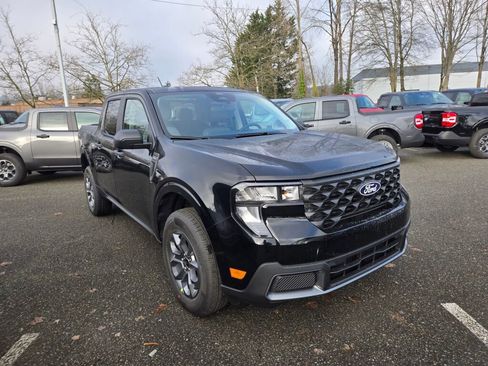 New 2026 Ford Maverick XLT FWD image 3