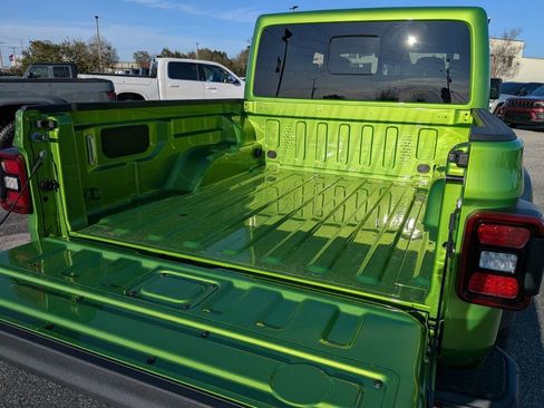 New 2026 Jeep Gladiator Mojave image 32