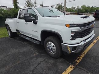 Used 2025 Chevrolet Silverado 3500 LT w/ Convenience Package AWD/4WD video 1
