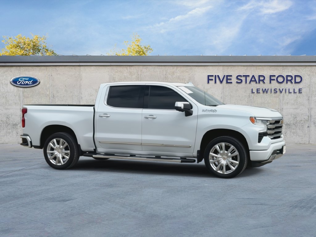 Used 2026 Chevrolet Silverado 1500 High Country w/ High Country Premium Package AWD/4WD image 9