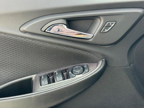 Used 2023 Chevrolet Malibu LT image 22