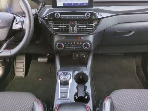 Used 2025 Ford Escape ST-Line AWD/4WD image 18
