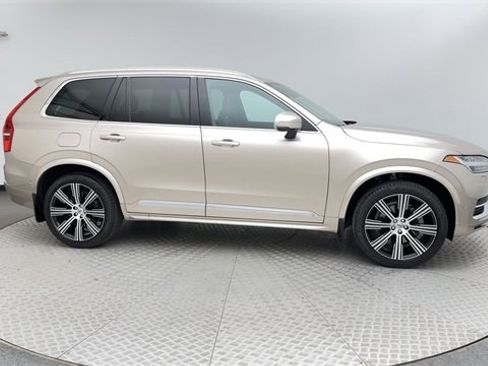Certified 2023 Volvo XC90 B6 Ultimate w/ Protection Package Premier image 9