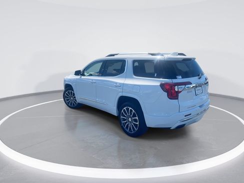 Used 2021 GMC Acadia Denali w/ Denali Ultimate Package AWD/4WD image 6