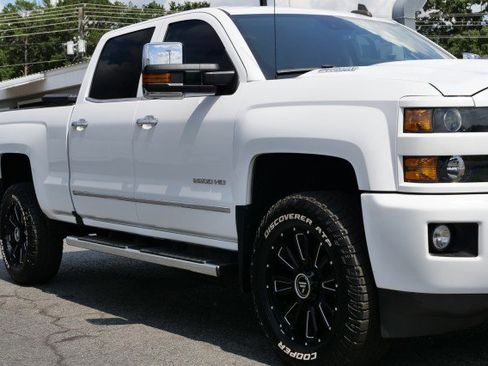 Used 2017 Chevrolet Silverado 2500 LTZ w/ Duramax Plus Package AWD/4WD image 12
