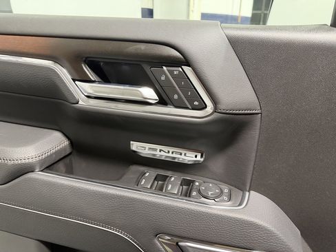 New 2026 GMC Sierra 1500 Denali image 12