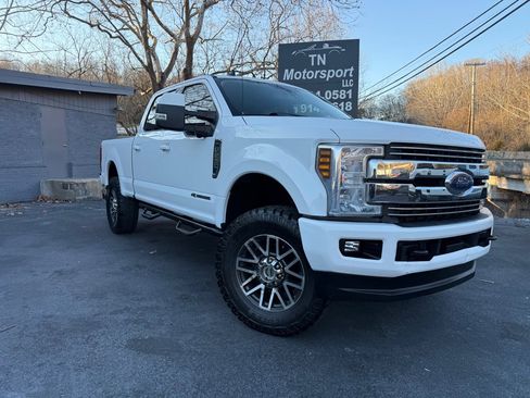 Used 2019 Ford F250 Lariat w/ Lariat Value Package image 23