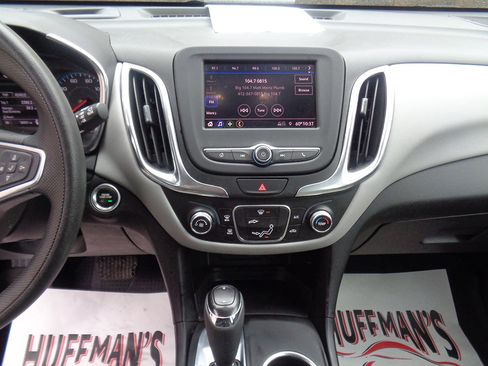 Used 2020 Chevrolet Equinox LS w/ LPO, Floor Liner Package AWD/4WD image 12