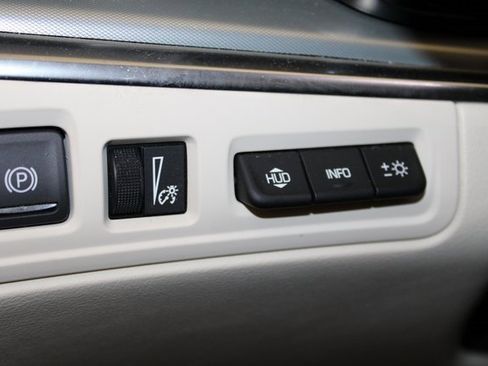 Certified 2023 Cadillac XT5 Premium Luxury w/ Technology Package image 39