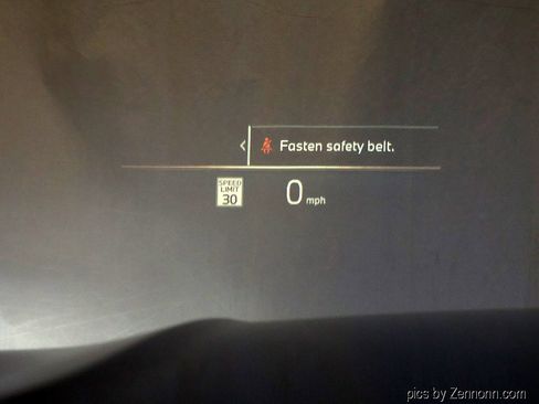 Certified 2023 BMW 330i xDrive Sedan w/ Premium Package image 18