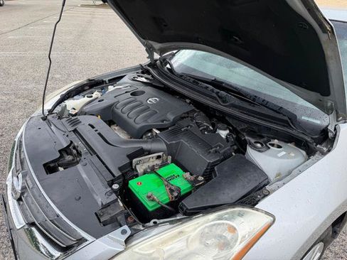 Used 2012 Nissan Altima 2.5 S FWD image 35