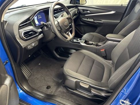 Used 2023 Chevrolet Bolt EUV LT w/ Driver Confidence Package image 11