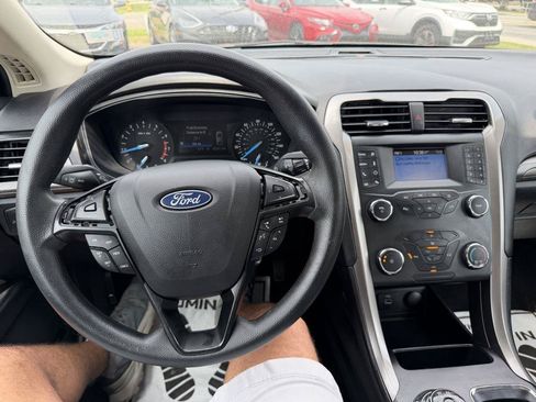 Used 2020 Ford Fusion S FWD image 15