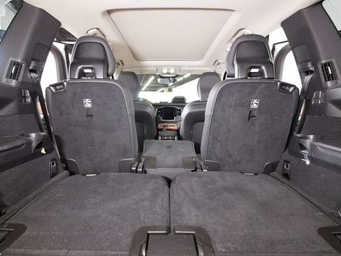 Certified 2023 Volvo XC90 T8 Plus w/ Protection Package Premier AWD/4WD image 24