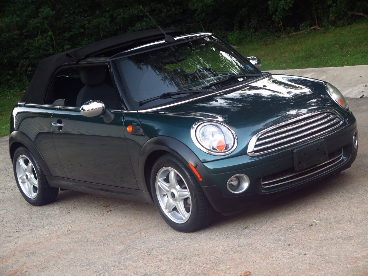 Used 2010 MINI Cooper Convertible FWD image 30