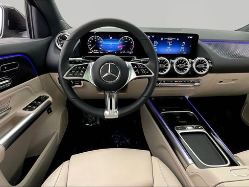 Certified 2026 Mercedes-Benz GLA 250 4MATIC image 8