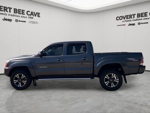 Used 2013 Toyota Tacoma PreRunner w/ TRD Sport Pkg image 4