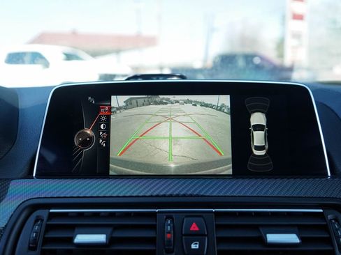 Used 2016 BMW M6 image 16