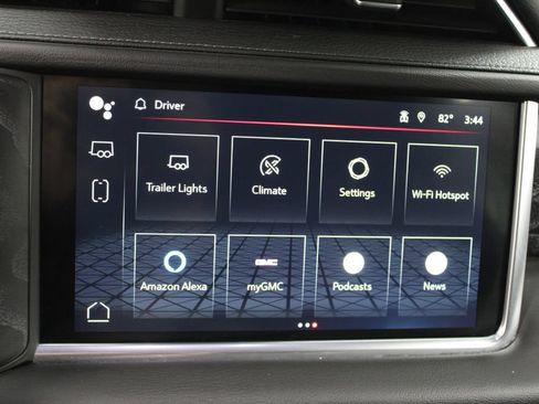 Used 2024 GMC Yukon XL Denali RWD image 56